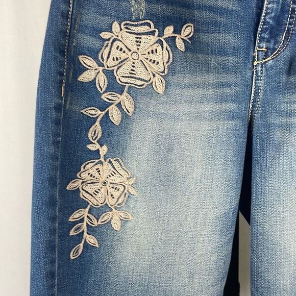 NWT Code Bleu Chelsea Tummy Panel Bermuda Shorts 6P - Picture 3 of 12